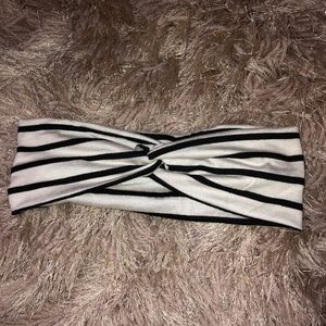 COPY - COPY - Black and white striped twist headb…